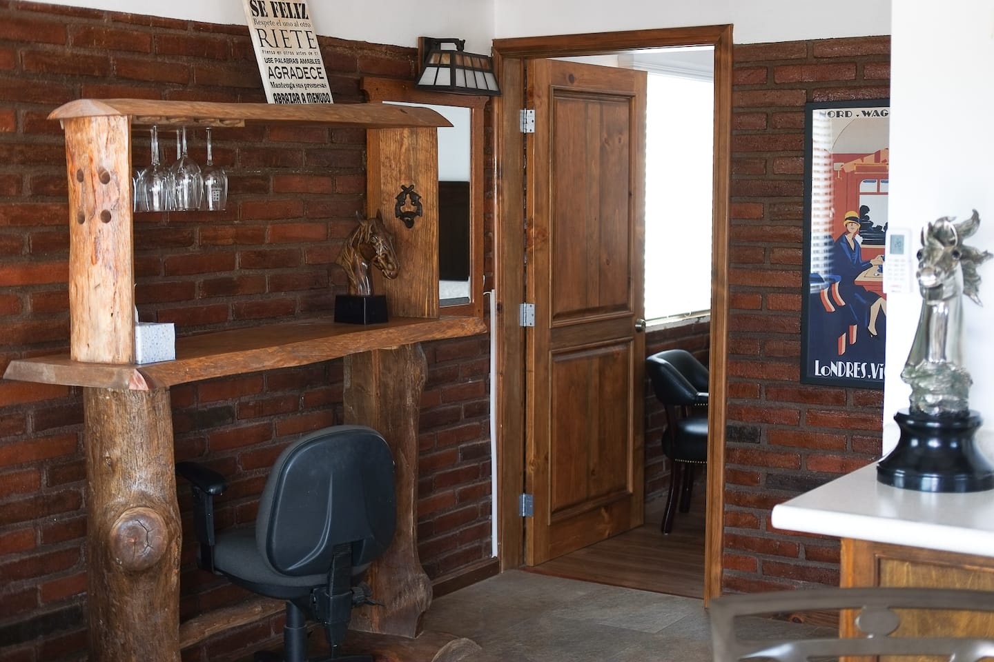 Casa De Sara Valle de Gpe (Suite 2) 1BR| A/C| WiFi| - Image 5